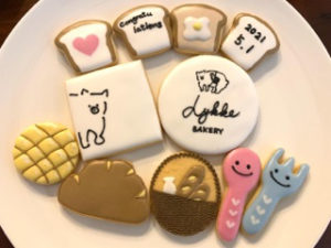 開店祝いのオーダーアイシングクッキー可愛い仕上がりに 彡 錦帯橋カフェわたぼうし